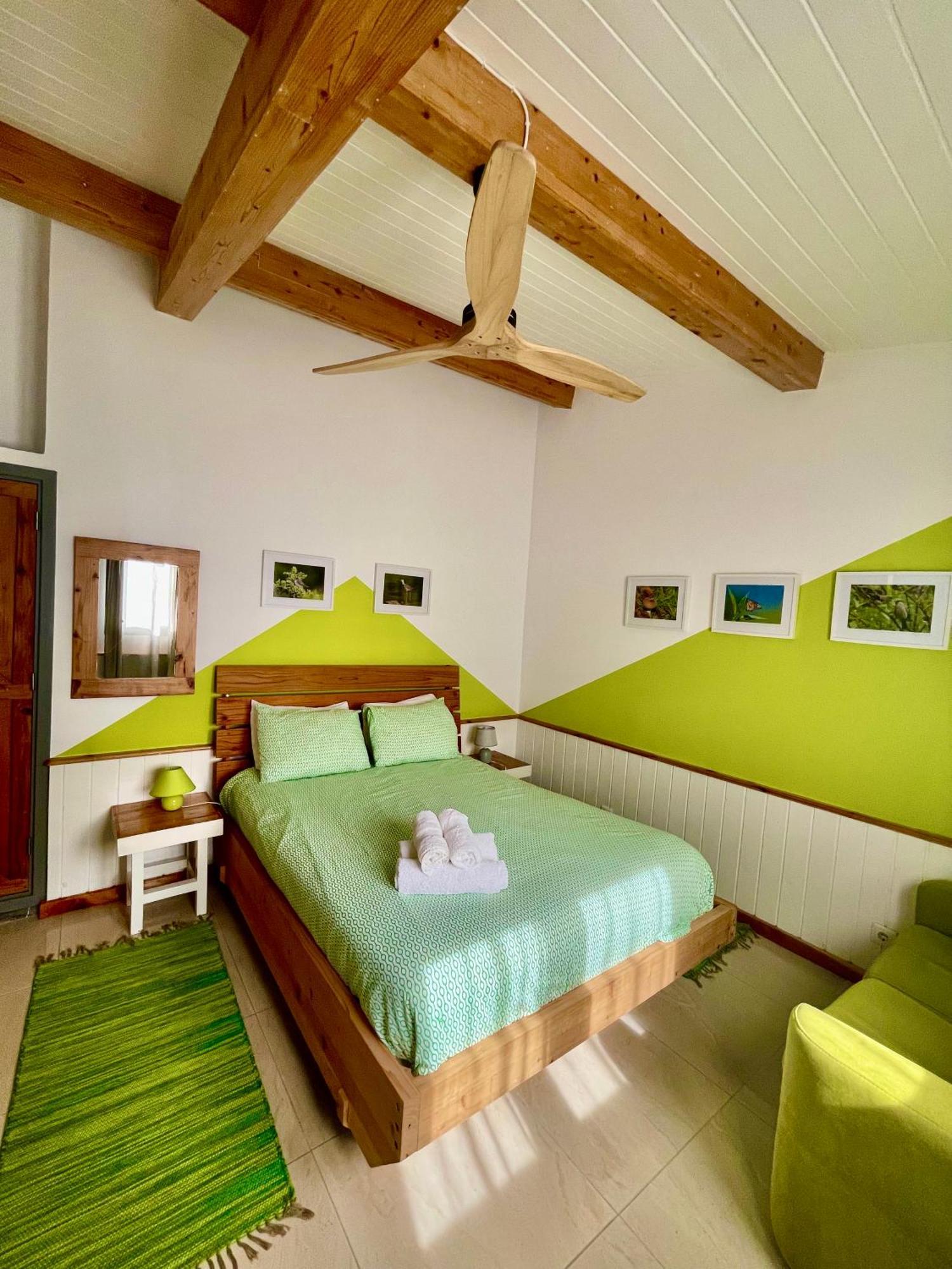 Sea Roots "Garden Zone " Villa Mosteiros  Exterior foto